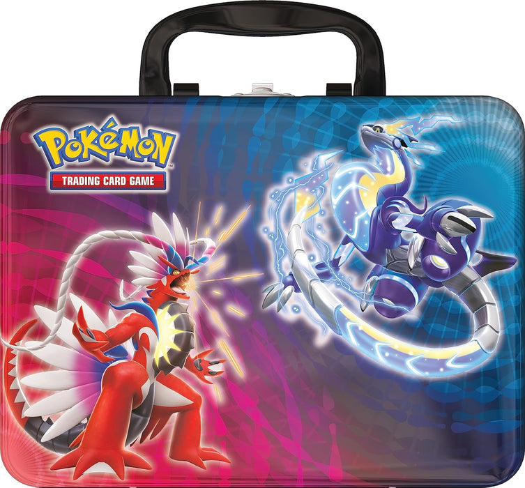 Pokémon Karmesin & Purpur Collectors Chest Sammelkoffer 2023 Felori/Krokel/Kwaks (DE)